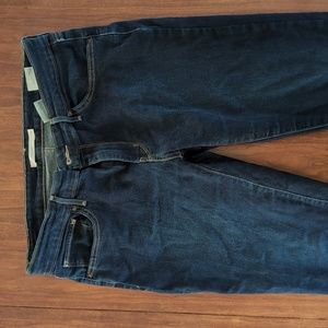 Levi Strauss 711 skinny size 31 dark wash jeans